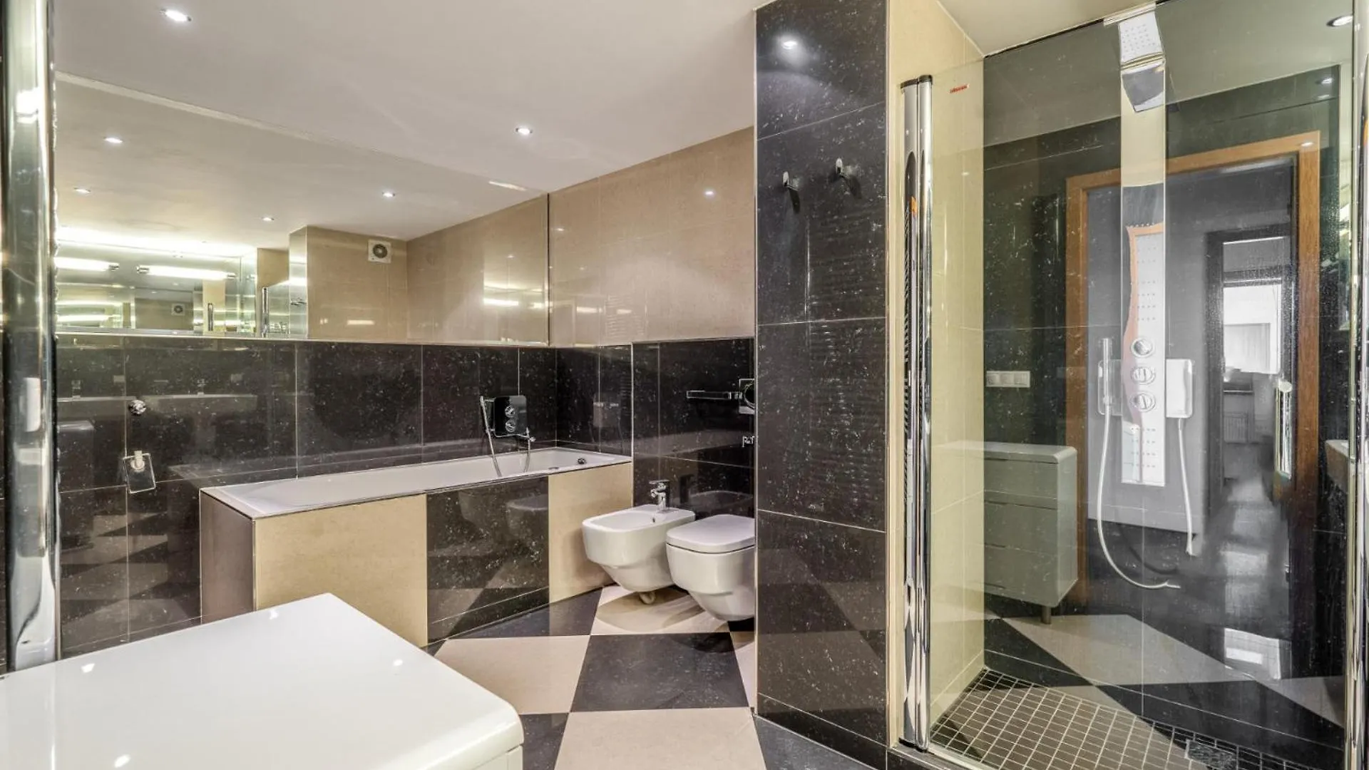 Magic View Apartman Vyhlidka 卡罗维发利 公寓