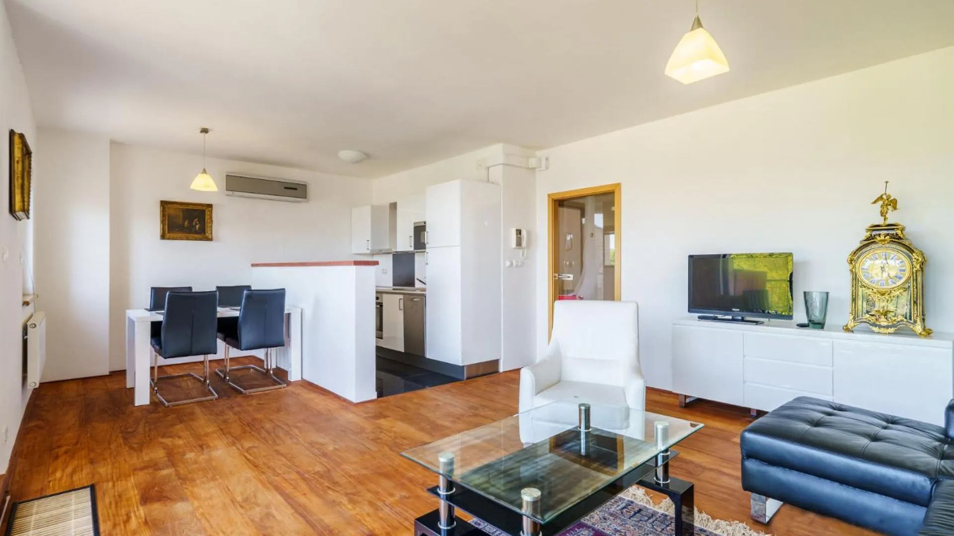 公寓 Magic View Apartman Vyhlidka 卡罗维发利